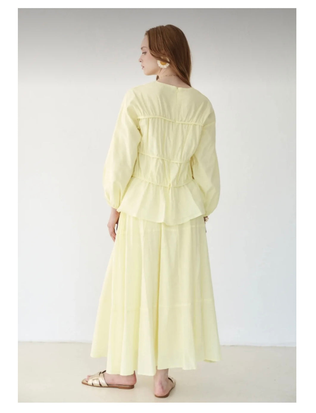 Skirt suit 3